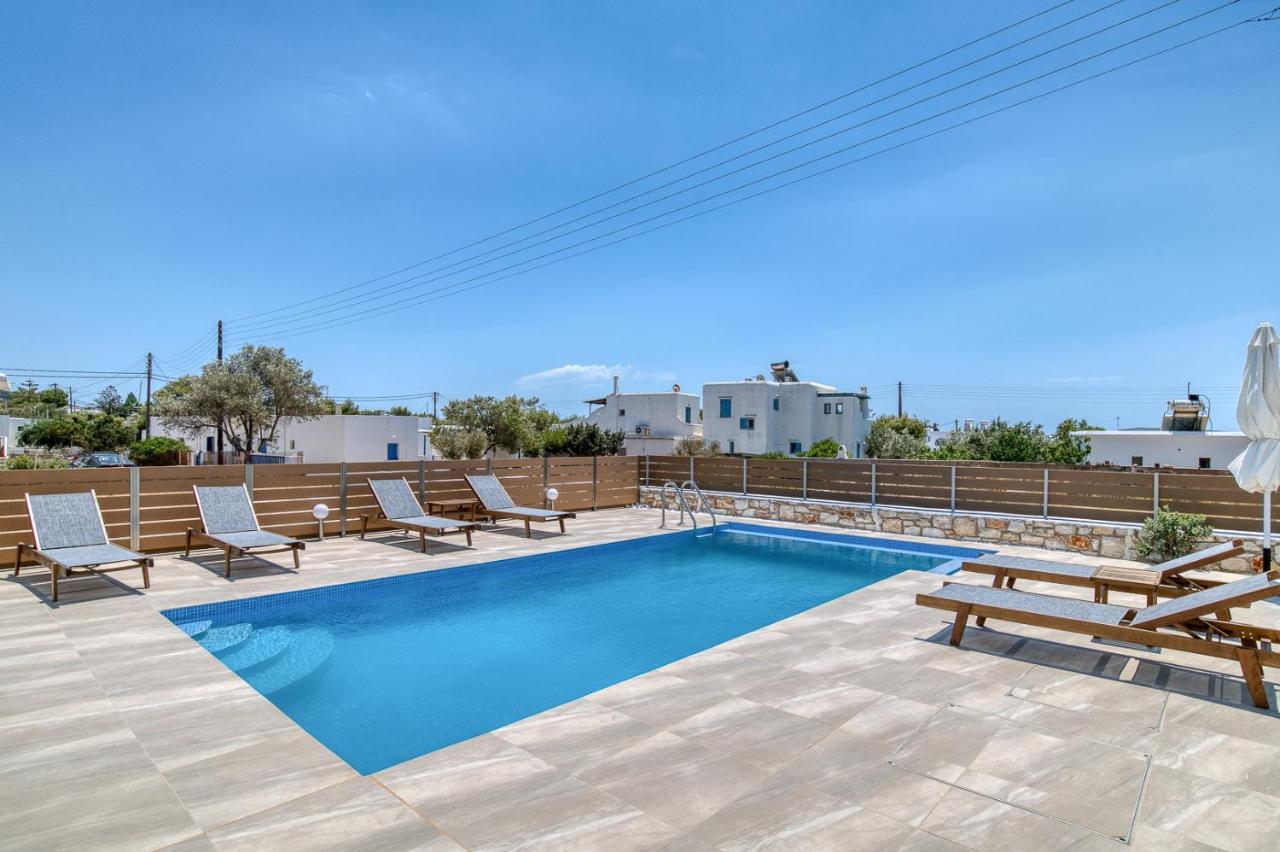 Ippocampos Seaside Serenity - Unwind At Paros Poolside Retreats อลิกิ ภายนอก รูปภาพ