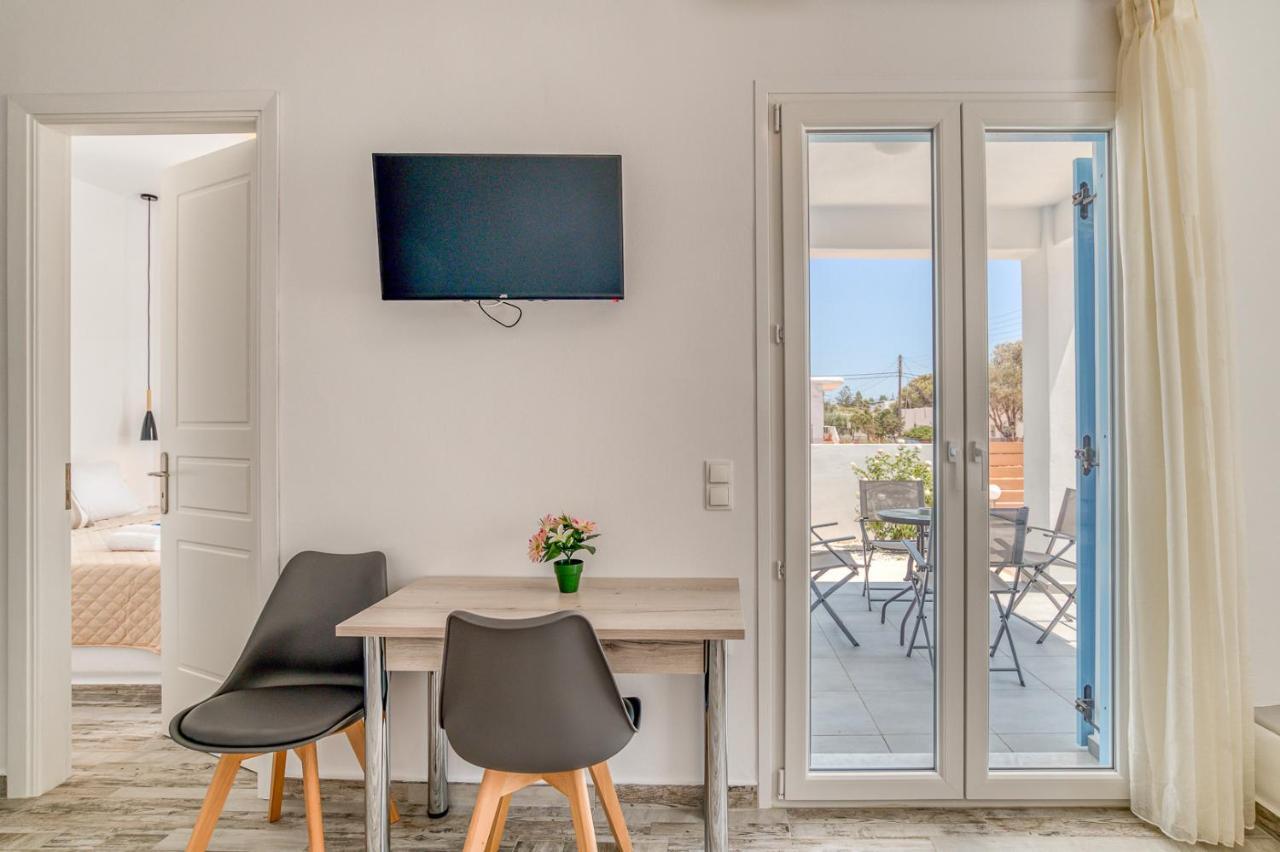 Ippocampos Seaside Serenity - Unwind At Paros Poolside Retreats อลิกิ ภายนอก รูปภาพ