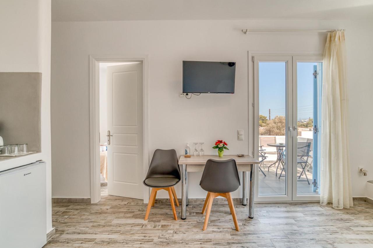 Ippocampos Seaside Serenity - Unwind At Paros Poolside Retreats อลิกิ ภายนอก รูปภาพ